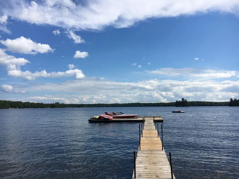Sandy Beach Cottage sul lago Chandos - Image 1