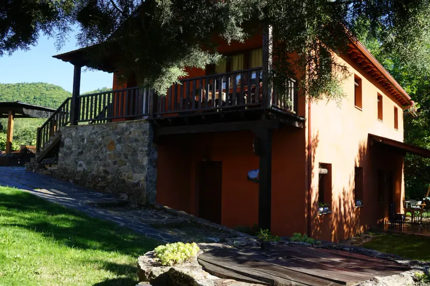 La Senda Tourist Hostel (Las Médulas) - Image 1