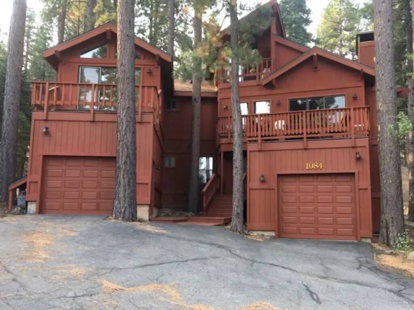 Nyrenoverede Northstar Multi-Family Retreat - Image 1