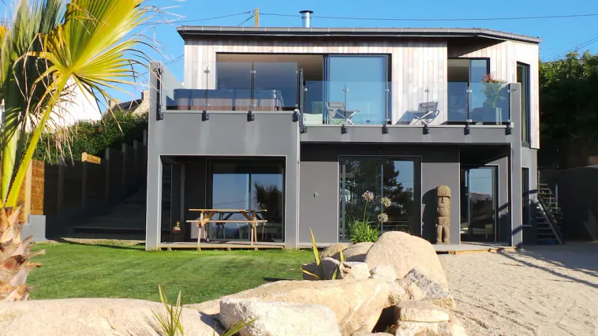 villa moderna, com spa e vistas deslumbrantes sobre o mar Iroise. - Image 1