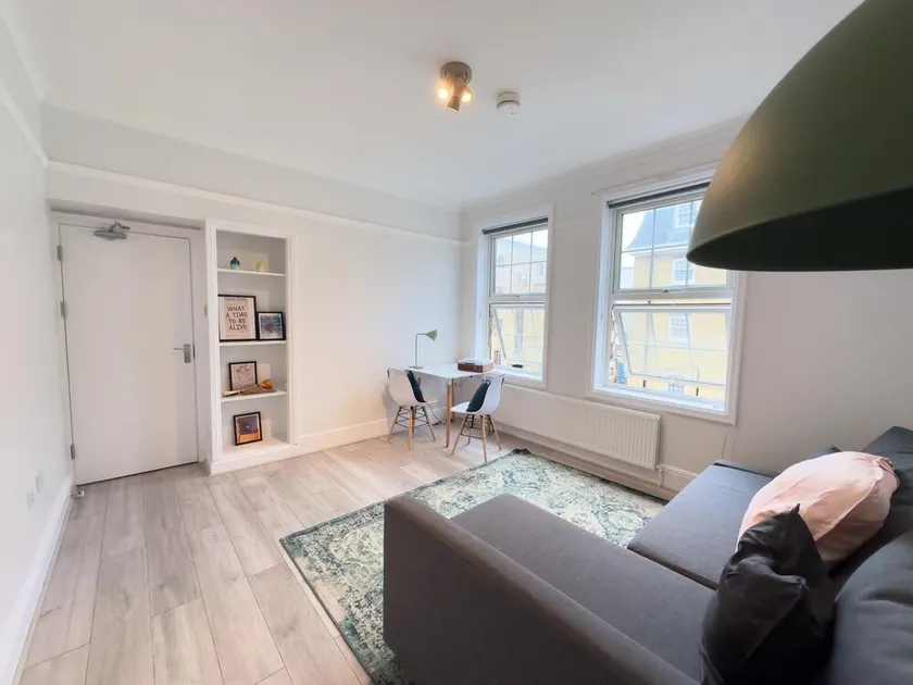 The Chalton Townhouse - King's Cross - Image 1
