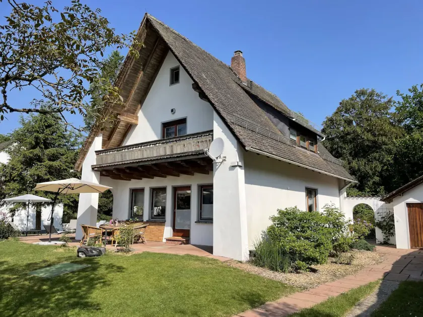 Messe- & Ferienhaus Gertraud am Ludwigskanal, Gratis parken - Image 1