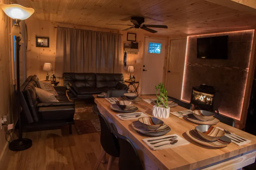 FALL SPECIALAlle neuen Pocono Mountain Oasis 2. NEUE 7 Personen Whirlpool und Spielplatz. - Image 1
