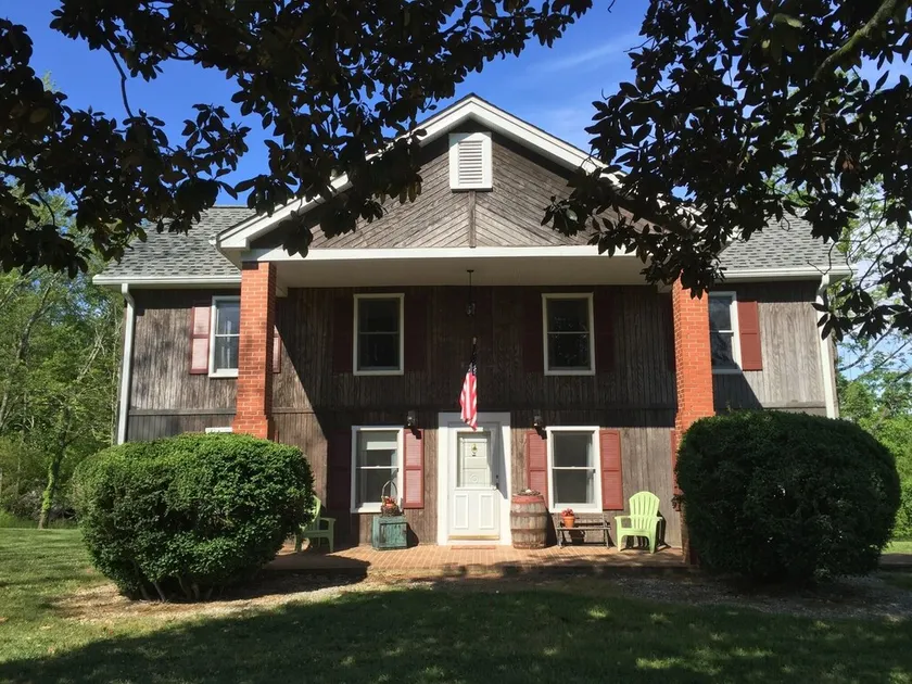Lake James Historic Couple's Retreat 10 mins from Lake James, on Wine Circuit - Image 1