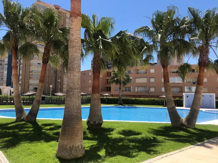 Playa Valencia Residencial Sol y Mar Terraza con Vistas y Parking - Image 1