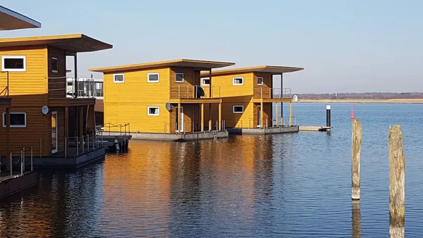 FLOATING HOUSES Comfort - "Schwimmende Ferienhäuser" - Kröslin Haus 7 - Image 1