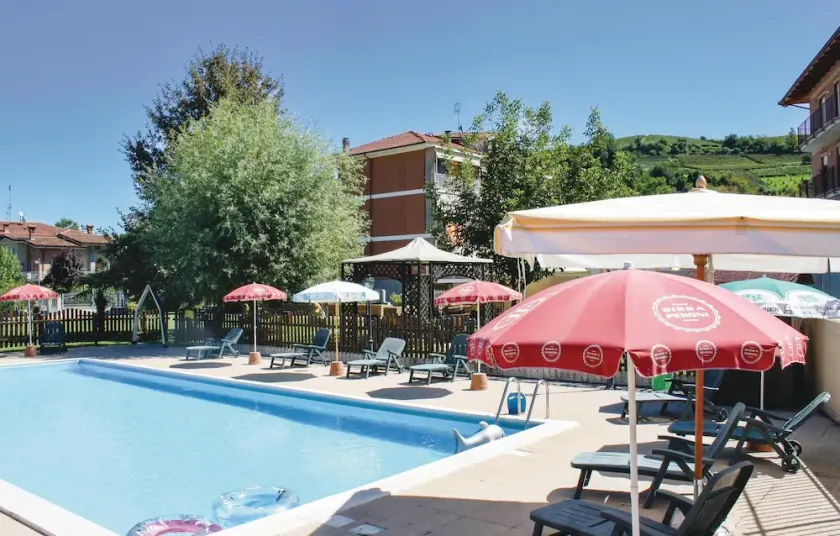 Hyggelig lejlighed i Cisterna d'Asti, Italien med sauna - Image 1