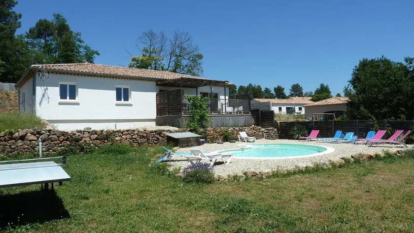 Villa med pool, 10 personer, fullt utrustat med lugn, klar bild - Image 1
