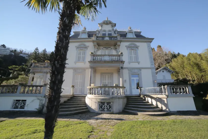 Opposite Isola Bella, prestigious and romantic apartment in an old villa - Image 1