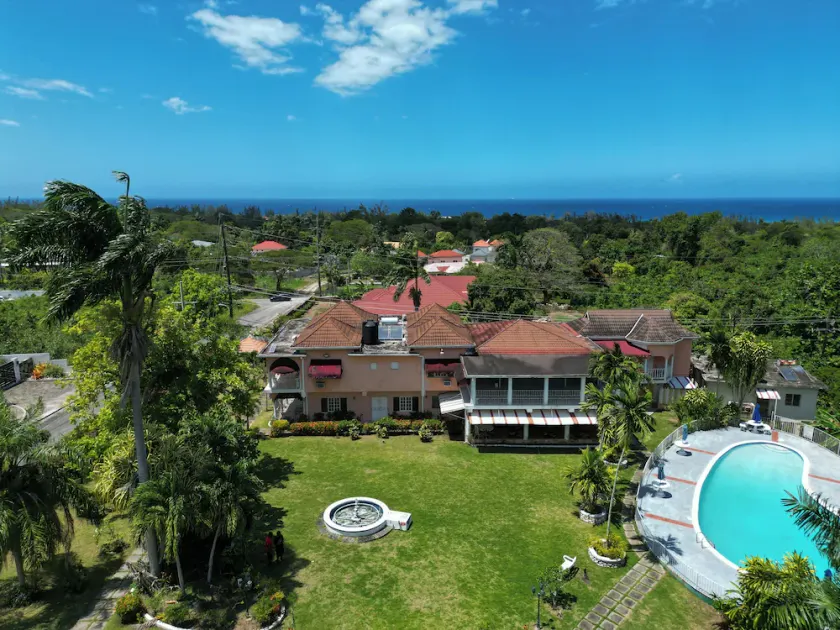 Silver Creek Resort - Image 1
