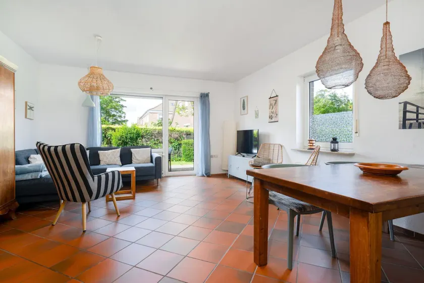 Beautiful end terraced house for families with a dog - Image 1