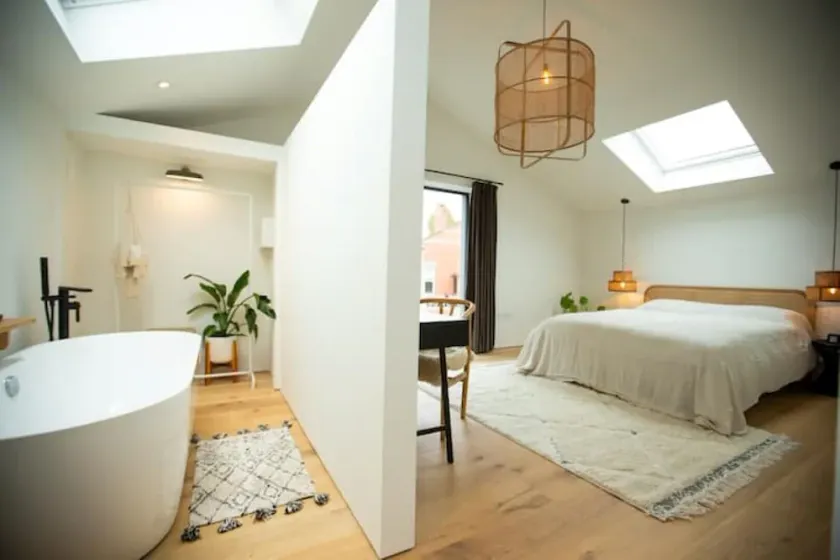 Beautiful & elegant apartment - Image 1