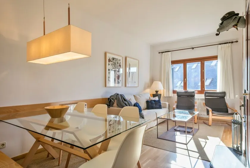 Luderna - Apartamento Tanau A1 Esquirós - Image 1