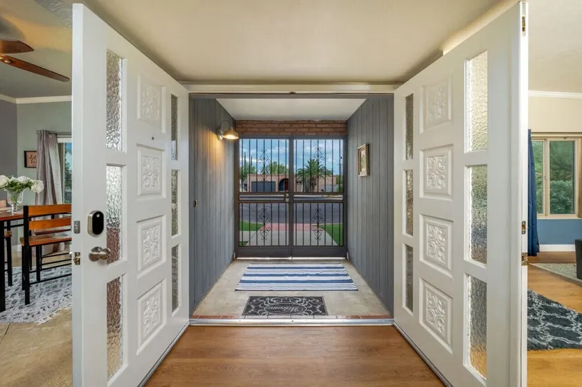 Cul-de-Sac / Fenced with Pool / Quiet / 3 BR 2 BA - Image 1