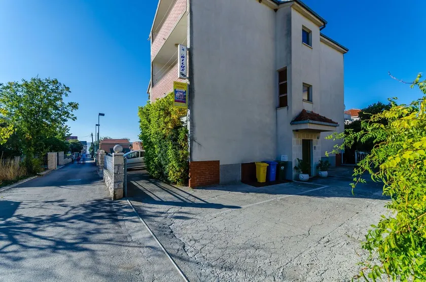 Apartments Ante - Image 1