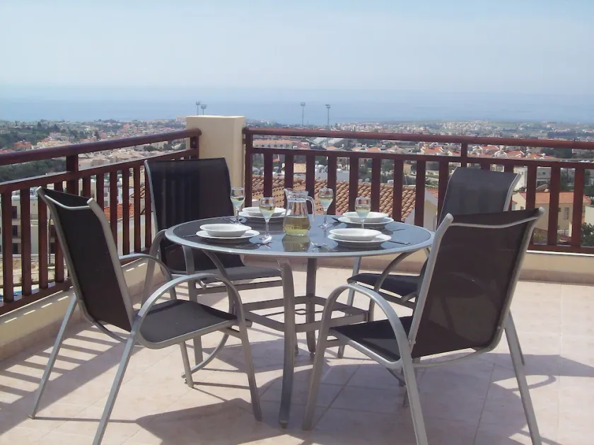 Luxury Apartment In A Quiet Location With Stunning Views And A Huge Balcony - Image 1