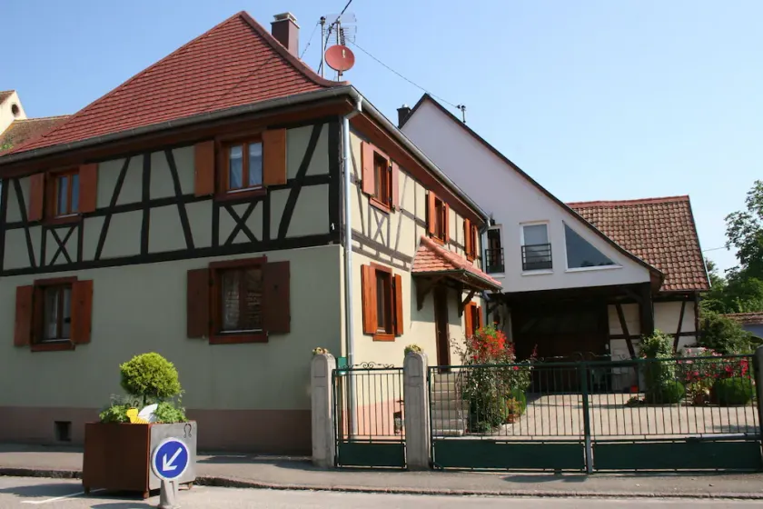 HOUSE in COLUMBAGE 4**** fully renovated between STRASBOURG and COLMAR - Image 1