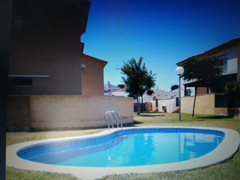 Miami Beach:<br>Villa Vallecillos<br>Cozy house between sea and mountains.<br> - Image 1