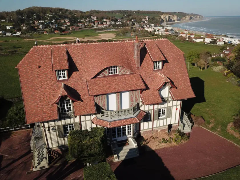 Grand Duplex ****, Havudsigt, 5 soveværelser, sengetøj, privat have på 3000 m2 - Image 1