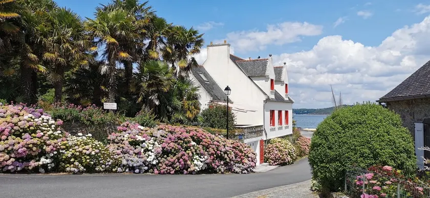  Brittany - Presqu'ile de Crozon: Villa, sea view with private heated pool - Image 1