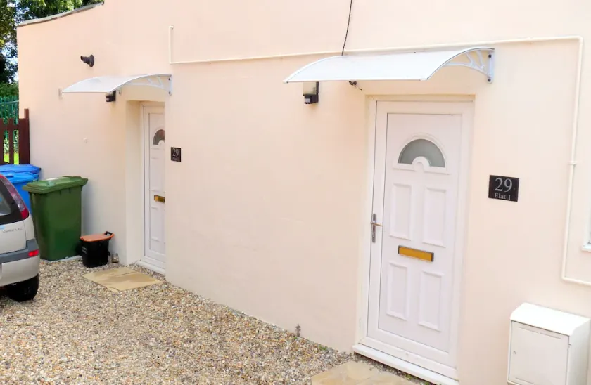 Bassett Flat with 2 Bedrooms and Superfast Wi-Fi - Image 1