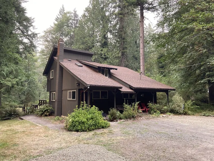 Salmon River Cabin - Privat, boblebad, kæmpe dæk / gård, udendørs bruser, pejs - Image 1