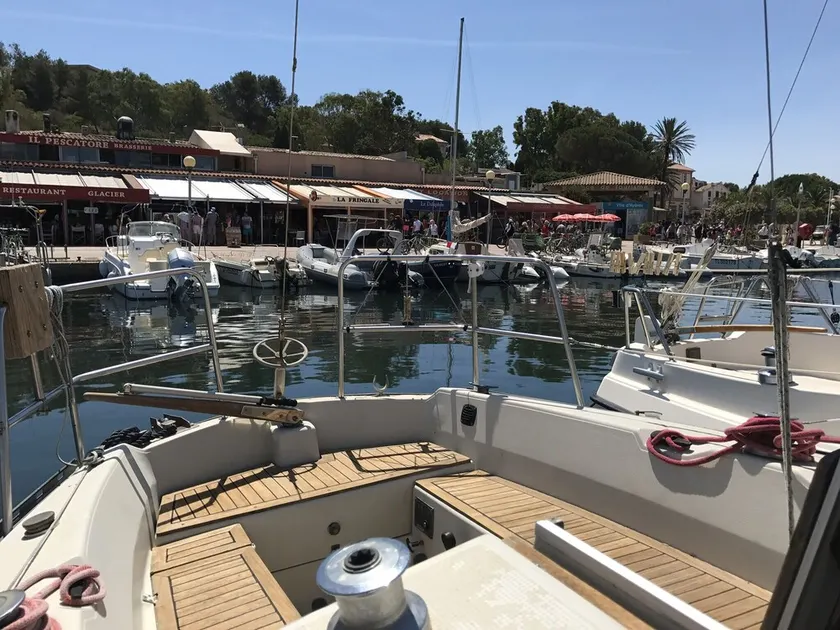 Voilier île de Porquerolles - Image 1