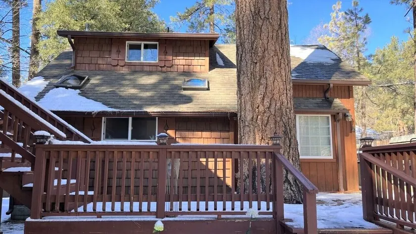 Idyllwild Dairy Hen: Walk-to Town, Pet Friendly! - Image 1
