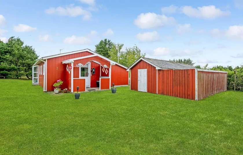 2 sovrum härligt hem i Sæby - Image 1