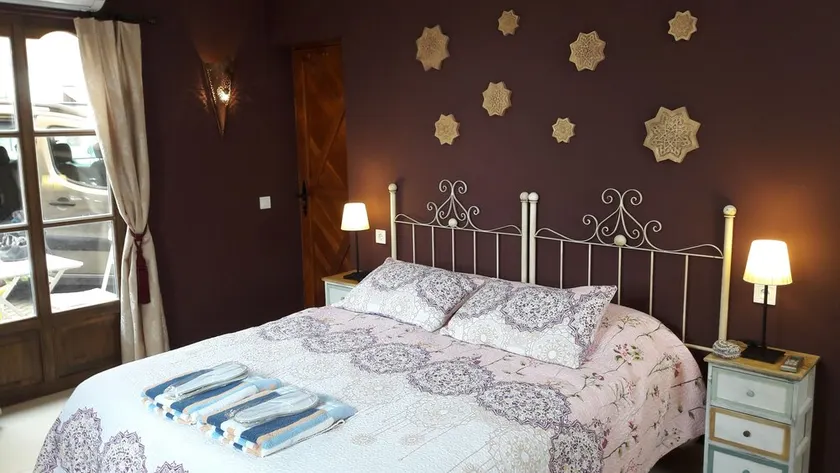 Nerja superior room with air conditioning, wifi and tv. - Image 1