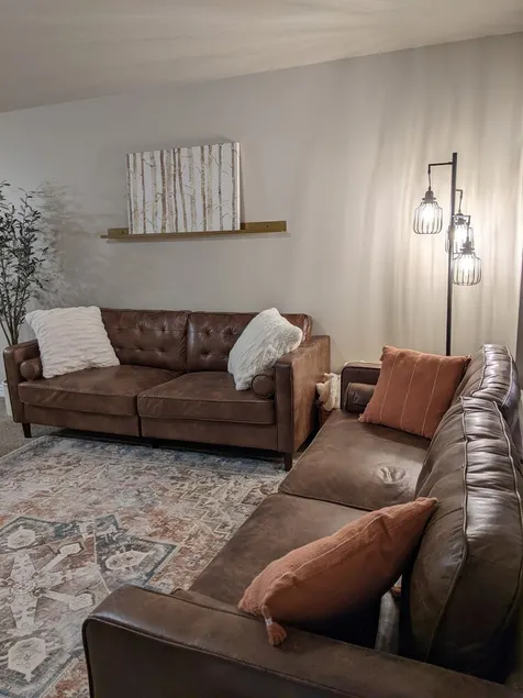 Modern 5 bedroom Home Near Payson Temple, Young Living, and the Red Barn - Image 1