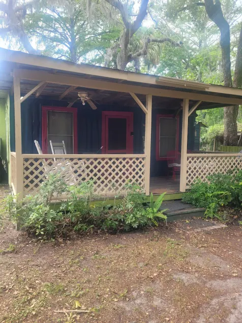 spooky Fisherman's cabin by the river - Image 1