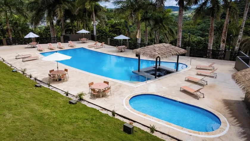 Hotel Vista Alegre - Image 1