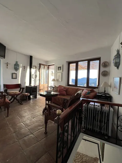 Gran casa en un exquisito pueblo árabe del siglo XVI. - Image 1
