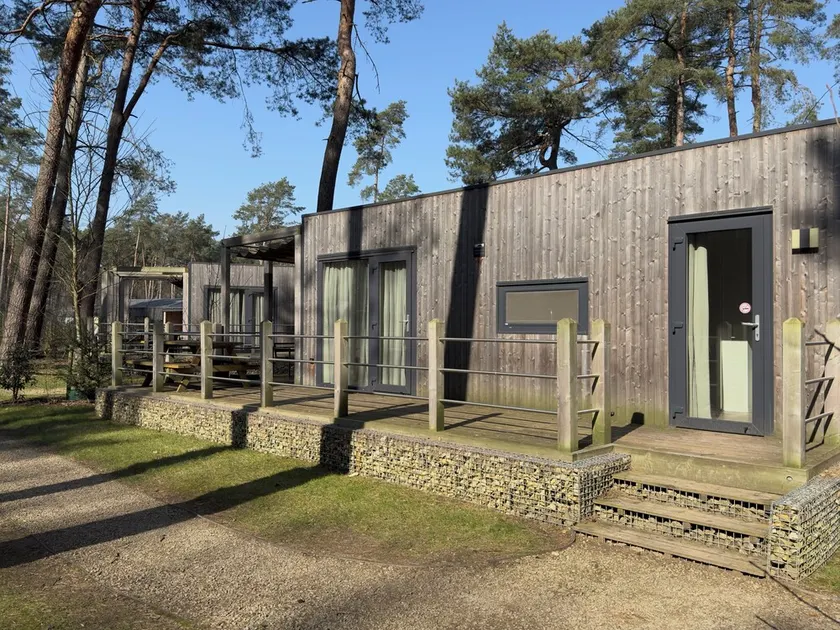Chalet with 2 bedrooms and a terrace - Image 1