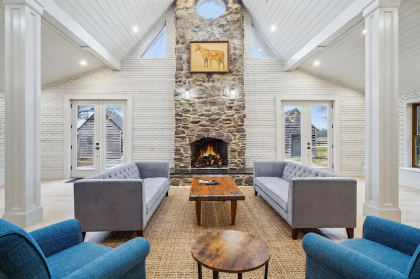 Majestic Equestrian Estate - Image 1