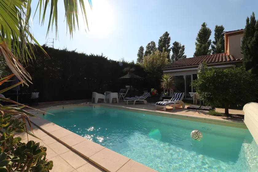 Magnifique villa avec piscine climatisée à 10 mn des plages et 30 mn de l’Espagn - Image 1