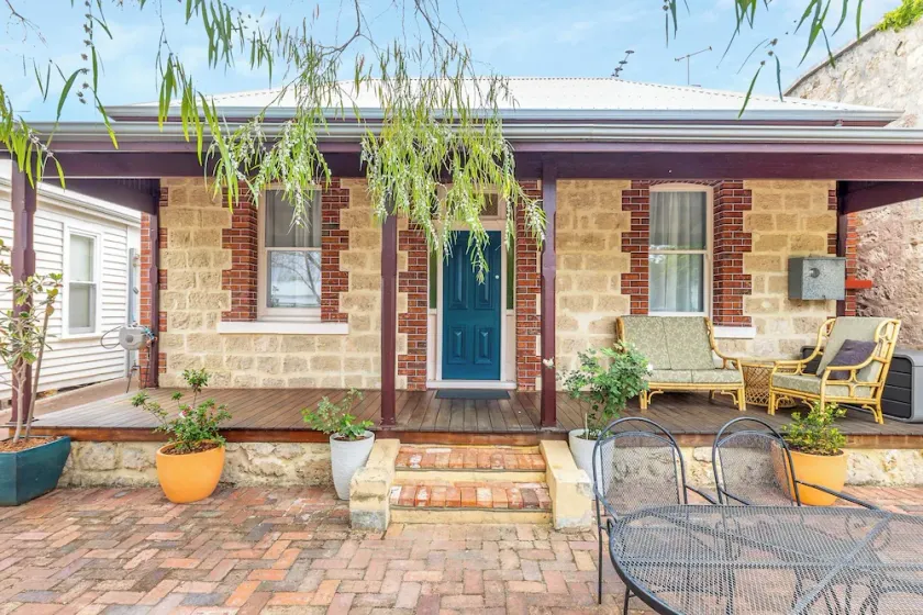 Fabulous 2BR close to the heart of East Fremantle - walk to the river - Image 1