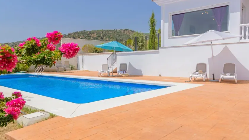 Villa María de Periana by Ruralidays - Image 1