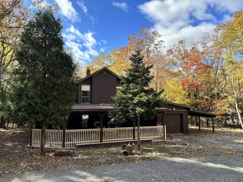 Jim Thorpe, Bear Creek Lake, Cozy 3Br family friendly home- EV charging outlet - Image 1