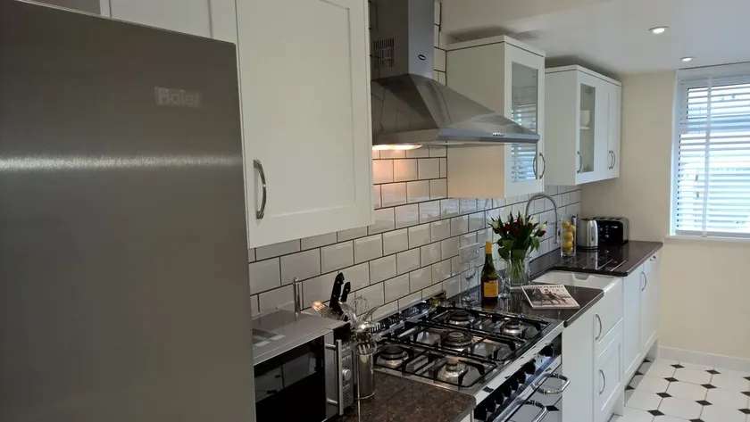 Luxus-Erdgeschosswohnung - Image 1