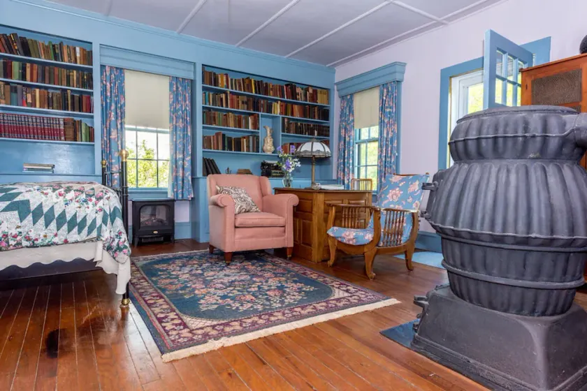 Oak Grove B&B Queen rm.  separate entrance-Pet Friendly - Image 1