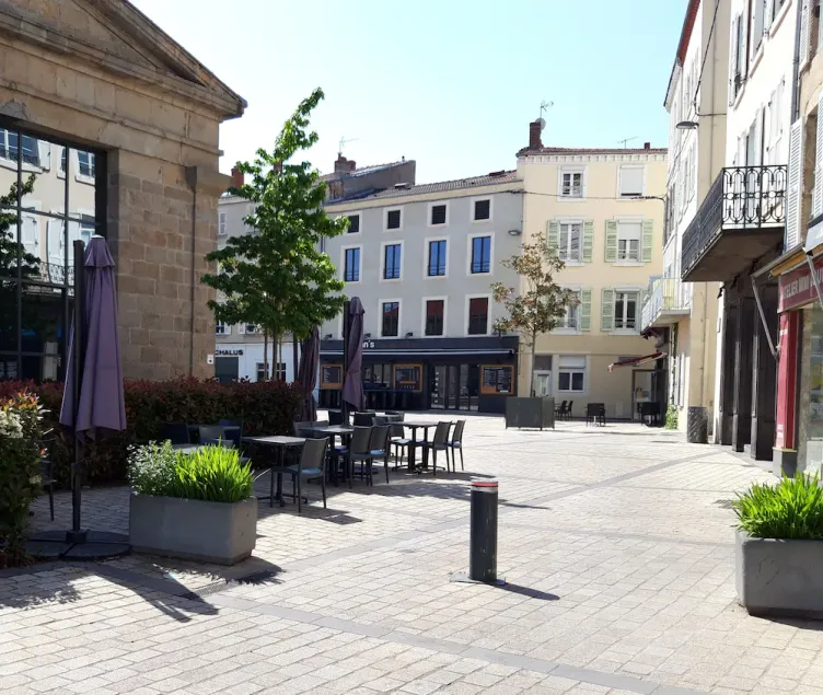 Appartement hyper-centre Issoire - Image 1