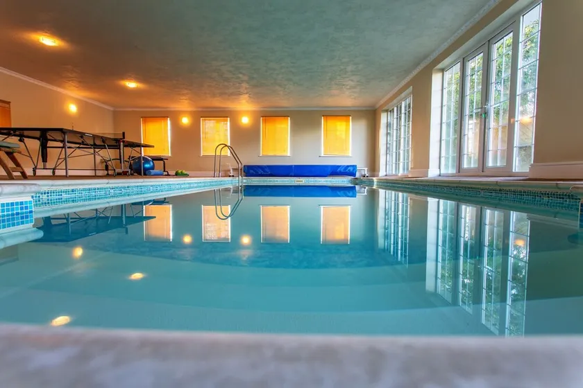 Lusso Appartamento con Esclusiva Piscina riscaldata coperta e sauna - Image 1