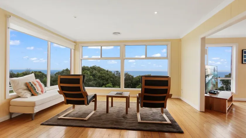 Lake Tyers Beach House - Escape de casa de playa grande y lleno de sol - Image 1