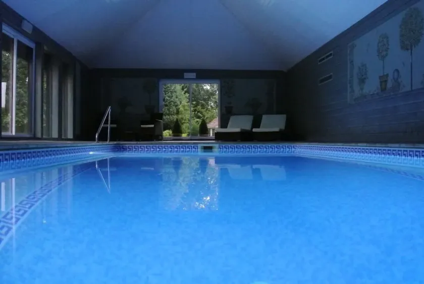 Damson Cottage - contemporary barn offering access to stunning indoor pool - Image 1