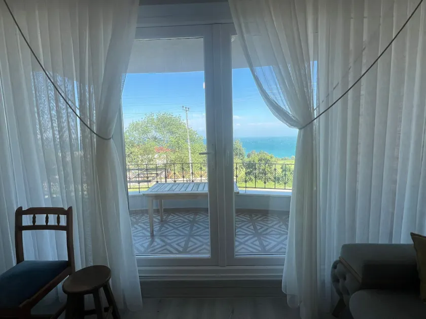 Mavikoy Apart - Image 1
