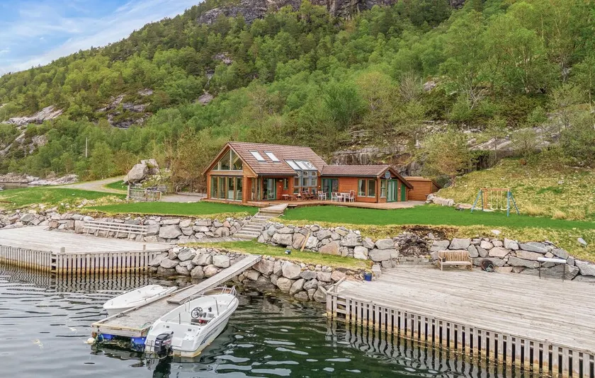 Fantastisk hus med 5 soveværelser i Masfjorden - Image 1