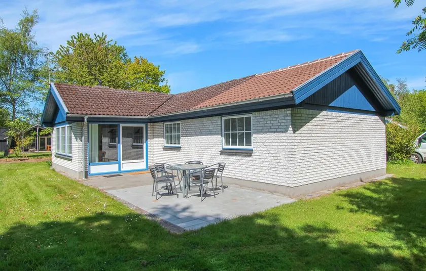 Lovely Home In Samsø With Kitchen - Image 1