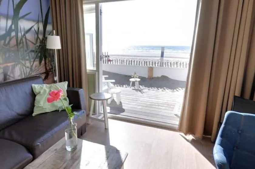 Rijk aan Zee Luxury Beachhouse Ecolodge with seaview - Image 1
